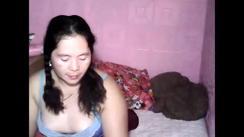 cutehornymom online show from September 29, 2025, 5:51 pm