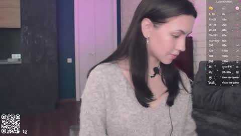 kendall online show from September 10, 2025, 5:18 am
