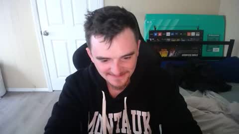 cutelittlepumpkin online show from April 19, 2026, 6:21 pm