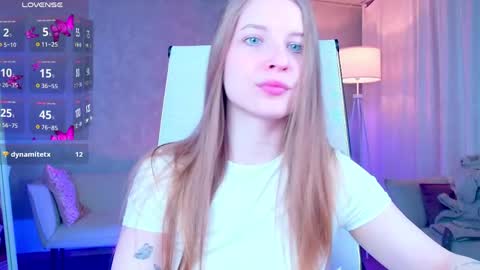 Rina online show from April 20, 2026, 10:29 am