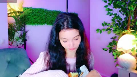 cuteness__girl online show from October 4, 2025, 6:00 am