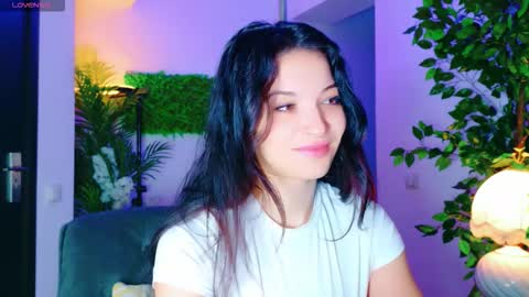 cuteness__girl online show from October 17, 2025, 6:38 am