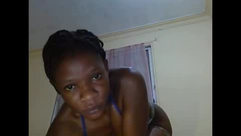 Cutequeen8 online show from February 13, 2025, 2:56 am