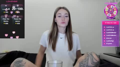 Snapshot of cutestdemon chatting on December 28, 2024, 2:33 am Im saving up to fix my favorite car online show from December 28, 2024, 2:33 am