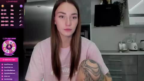 Snapshot of cutestdemon chatting on March 25, 2026, 7:25 am Im saving up to fix my favorite car online show from March 25, 2026, 7:25 am
