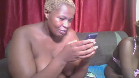 cutey_mellanin online show from January 28, 2025, 7:32 pm