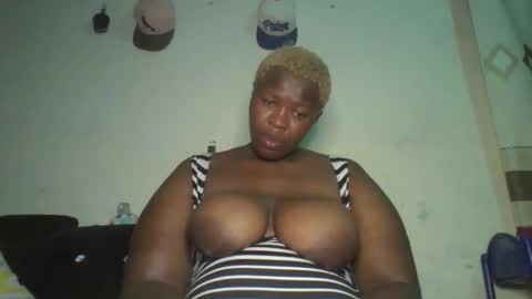 cutey_mellanin online show from September 21, 2025, 5:03 pm