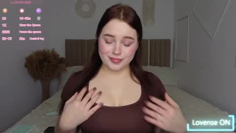 Nika  online show from February 6, 2026, 1:36 pm