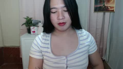 Snapshot of cutie_asianwoman chatting on December 7, 2024, 9:44 pm cutie_asianwoman online show from December 7, 2024, 9:44 pm