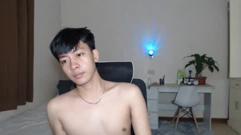 Neil Taylor online show from October 28, 2025, 10:45 pm