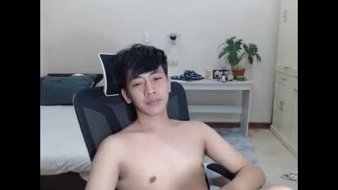 Neil Taylor online show from November 7, 2025, 6:35 am