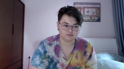 Snapshot of cutie_florence chatting on September 9, 2025, 8:14 am Sophie Lilith online show from September 9, 2025, 8:14 am
