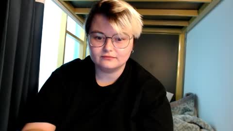 Sophie  Lilith online show from April 28, 2026, 1:15 am