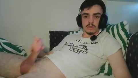 cutie garlix online show from March 8, 2026, 2:54 pm