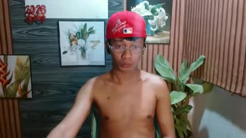 cutie_mico online show from January 12, 2026, 9:47 am