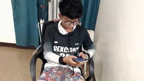 Snapshot of cutie_mico chatting on June 19, 2026, 9:46 am cutie_mico online show from June 19, 2026, 9:46 am