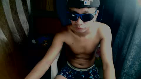 Snapshot of cutie_mico chatting on July 24, 2026, 7:06 am cutie_mico online show from July 24, 2026, 7:06 am