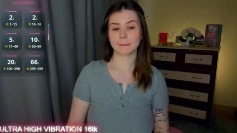 Snapshot of cutie_mili chatting on June 10, 2026, 10:25 am mili online show from June 10, 2026, 10:25 am