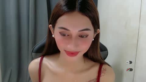cutie_mitcha online show from February 20, 2025, 5:07 pm