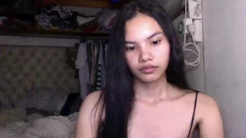 cutiee_lily2 online show from April 20, 2026, 12:19 pm