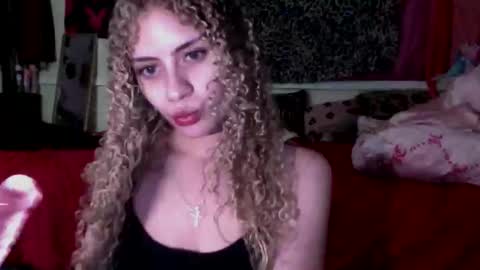 cutiekaylee online show from November 13, 2025, 3:16 am