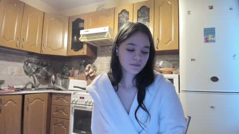 cutiekitty_cb online show from December 6, 2024, 3:19 am