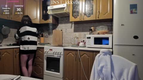 cutiekitty_cb online show from December 19, 2024, 12:01 pm