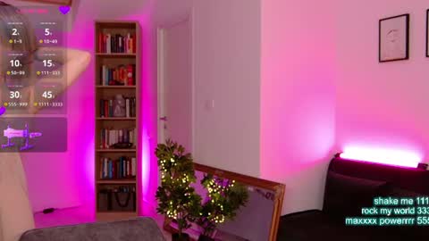 cutiepie69__ online show from June 28, 2026, 7:20 pm