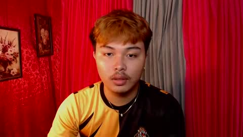 cutiepiejhon online show from February 26, 2025, 11:59 pm