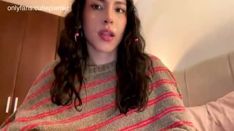 Snapshot of cutiepiemiu chatting on July 16, 2026, 4:07 am cutiepiemiu - online show from July 16, 2026, 4:07 am
