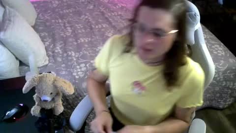 Snapshot of cutiepiescarlett chatting on May 7, 2026, 3:01 am cutiepiescarlett online show from May 7, 2026, 3:01 am