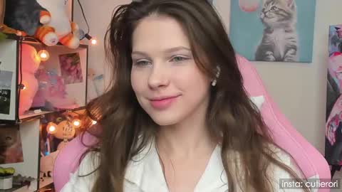 Snapshot of cutierori chatting on February 27, 2025, 5:15 pm Rori Instagram cutierori online show from February 27, 2025, 5:15 pm