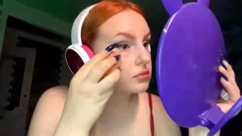 cutiestginger online show from September 17, 2025, 6:20 pm