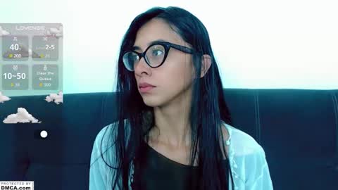 miss ari  online show from November 19, 2025, 9:42 am