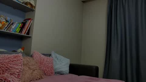 cuttiebunny online show from February 20, 2025, 12:19 am