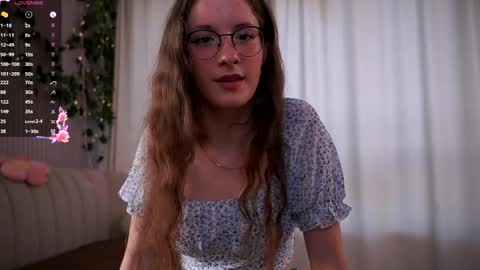 Cwen online show from March 29, 2026, 3:12 pm