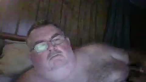 cwill27837 online show from December 14, 2024, 3:18 am