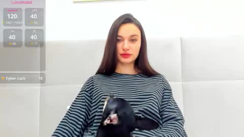 Eva online show from November 29, 2025, 2:20 pm