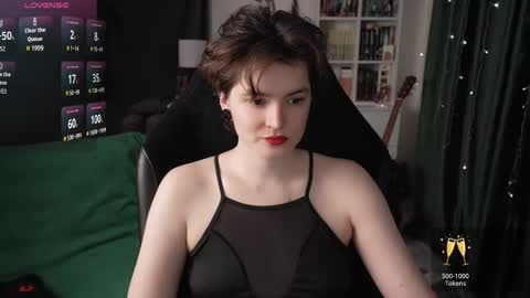 Helen Blossom online show from October 22, 2025, 8:41 pm