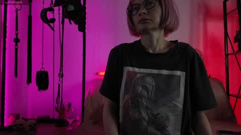 Lily Goddess online show from May 31, 2026, 4:42 am