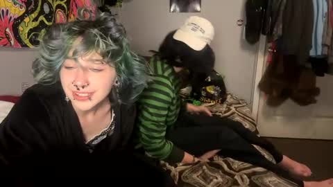 cybrrstarr online show from November 12, 2025, 3:18 am