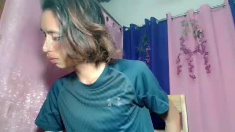 cyd_twink online show from September 18, 2025, 11:45 am