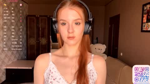 Mia online show from September 16, 2025, 1:01 pm