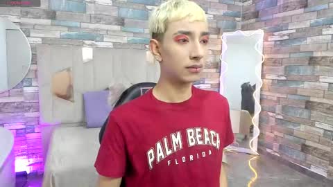 cyrus_tay online show from May 31, 2026, 12:34 pm