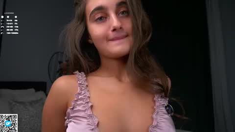 Isabella online show from February 20, 2026, 1:02 am