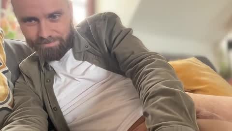 Snapshot of d0n_gi0vanni chatting on January 29, 2025, 11:20 am d0n_gi0vanni online show from January 29, 2025, 11:20 am