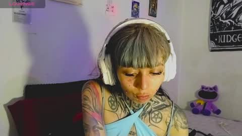 d3m0ny0_0 online show from April 2, 2026, 5:05 am