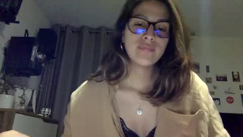 Paulette online show from December 10, 2024, 3:30 am