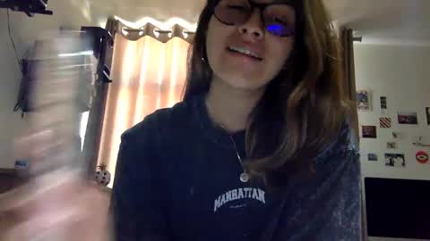 Paulette online show from December 10, 2024, 8:38 pm