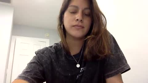 Paulette online show from February 20, 2025, 7:19 pm